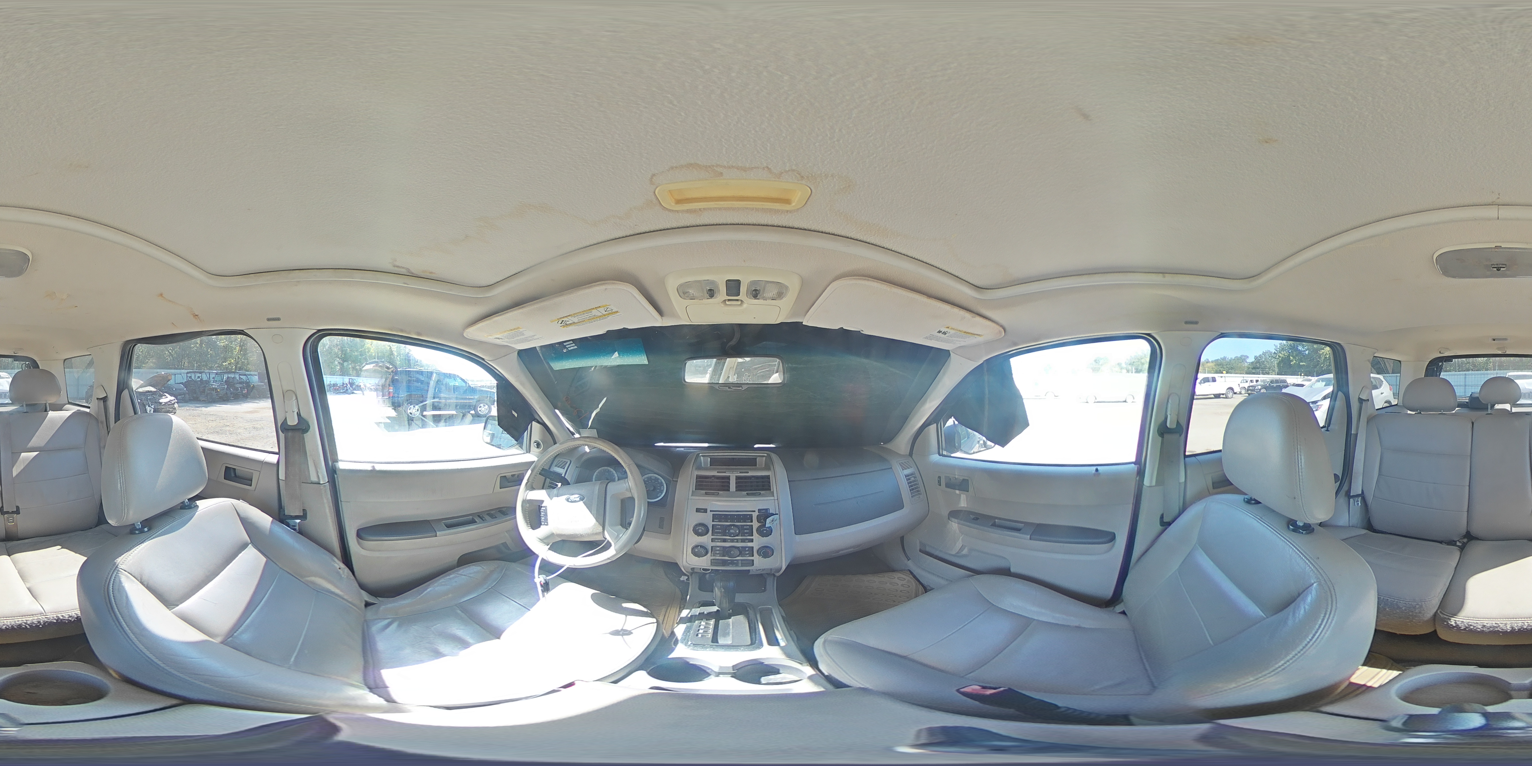 2008 Ford Escape - Image 13