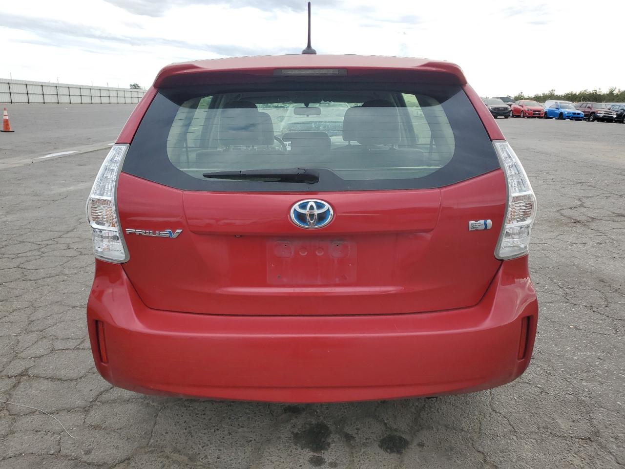 JTDZN3EU2E3337944 2014 Toyota Prius V