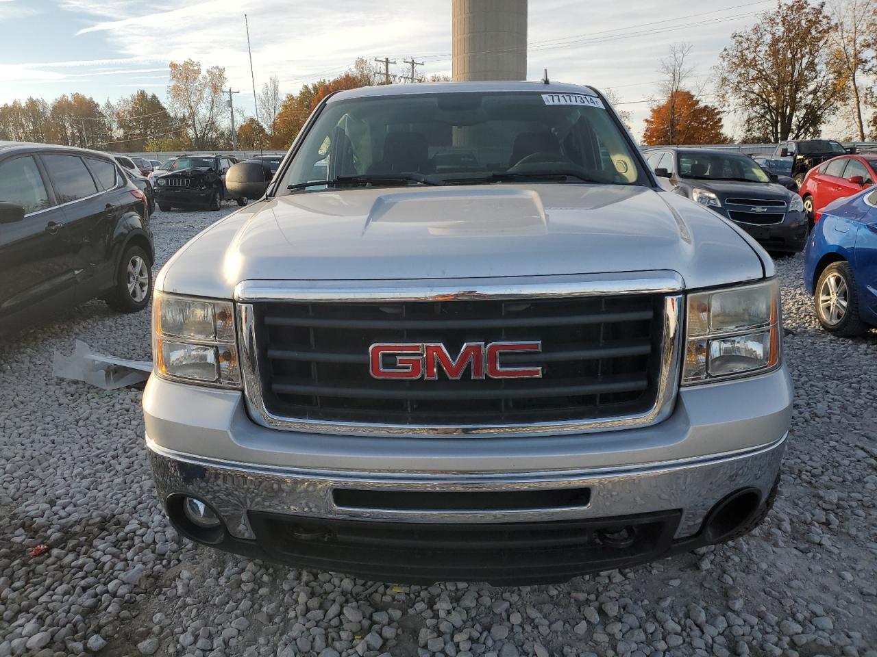 2011 GMC Sierra - Image 5