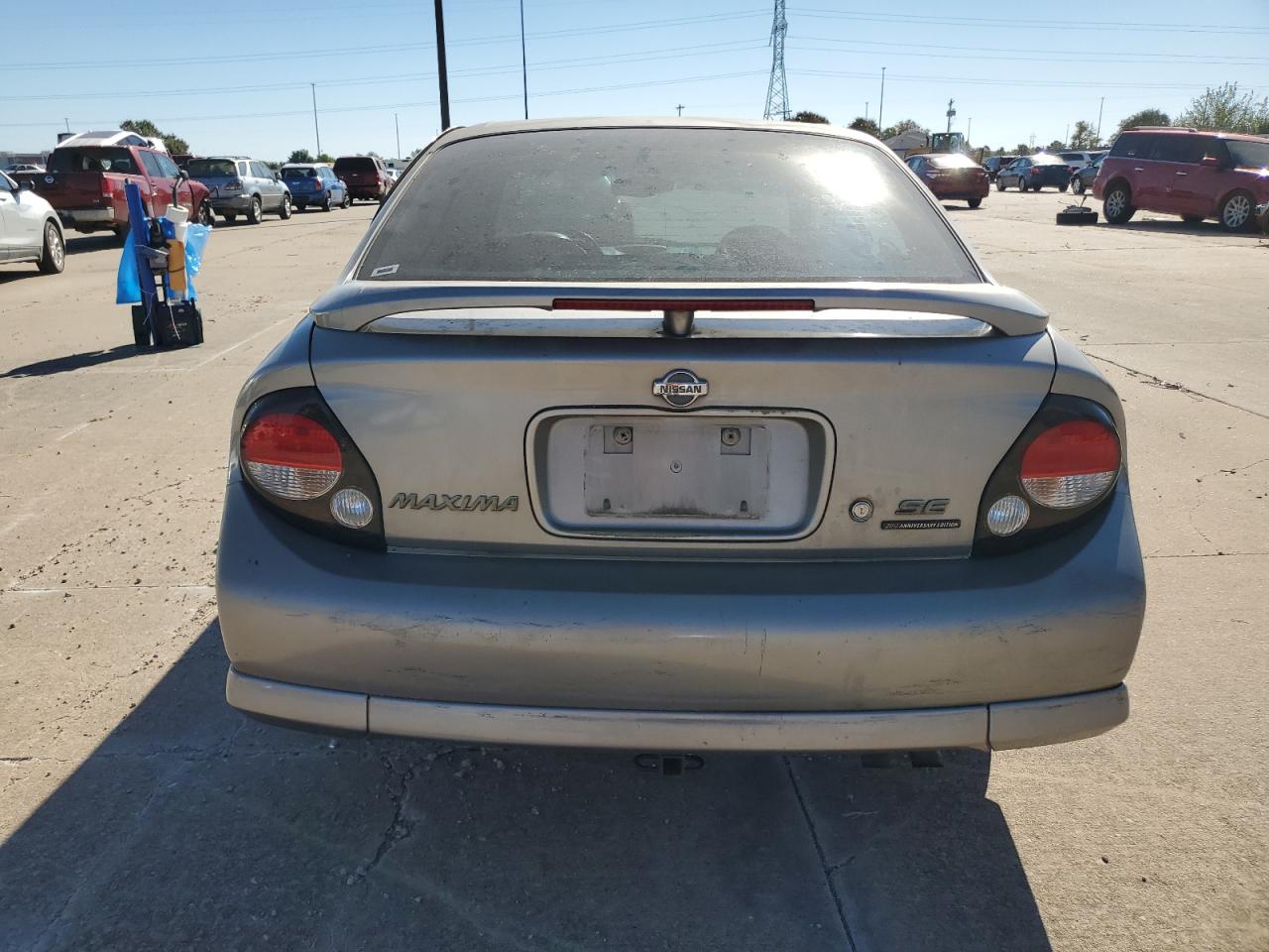 2001 Nissan Maxima Gxe VIN: JN1CA31D41T817620 Lot: 76702684