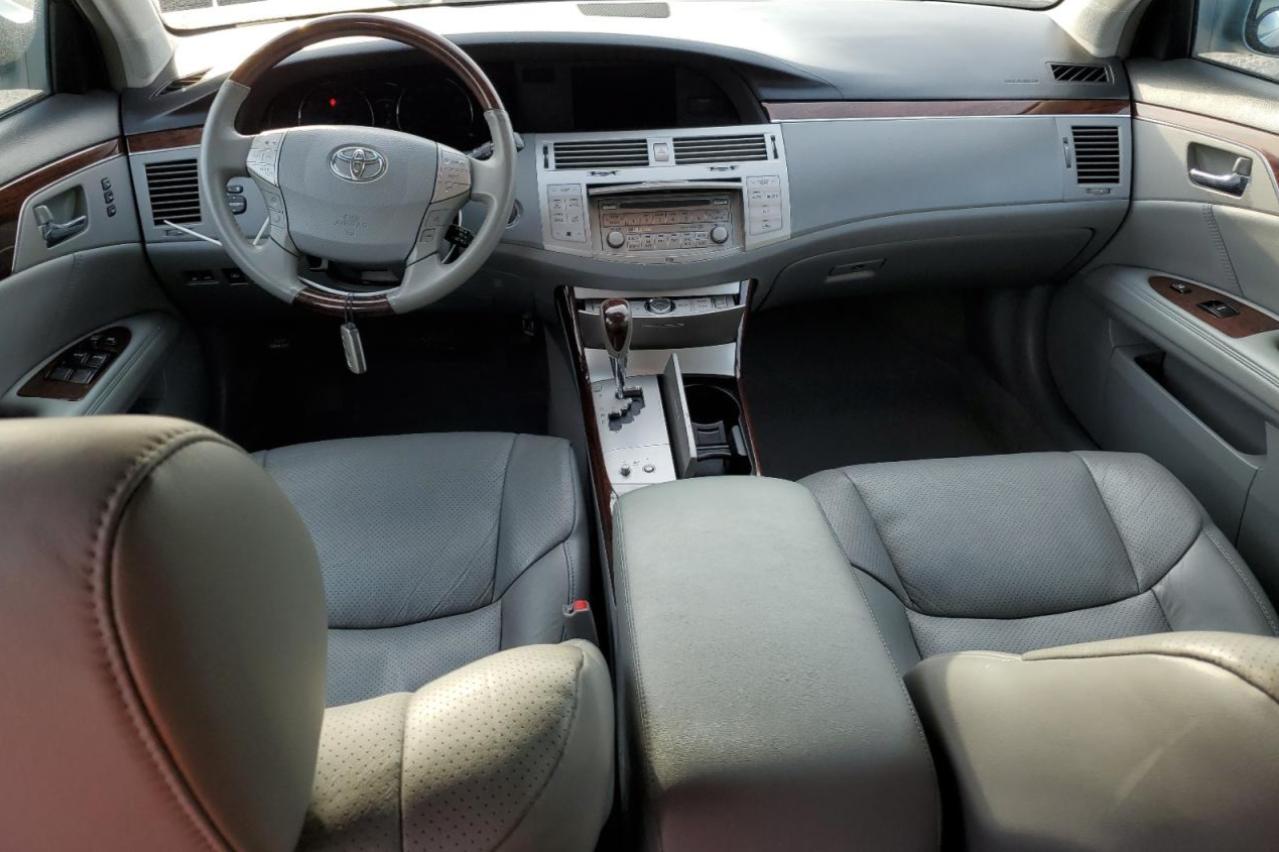 2008 Toyota Avalon - Image 8