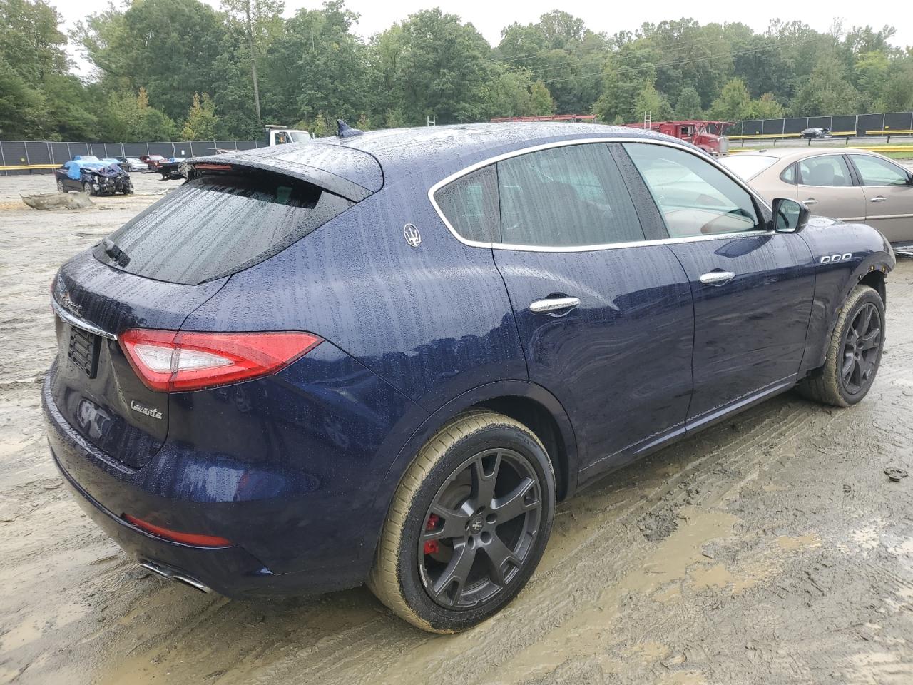 ZN661XUA0KX329647 2019 Maserati Levante