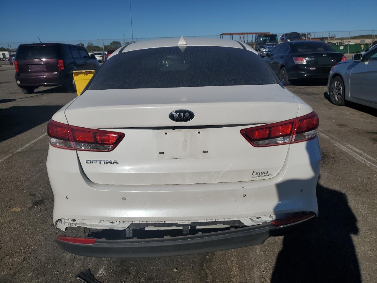 2018 Kia Optima - Image 6