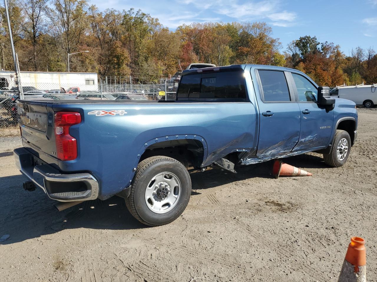 2024 Chevrolet Silverado - Image 3