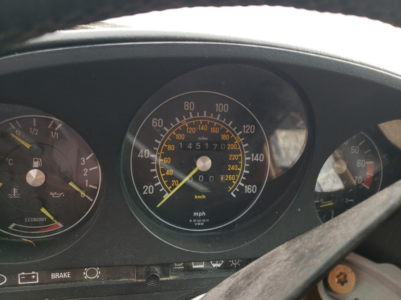 1987 Mercedes-Benz 560 Sl VIN: WDBBA48D3HA065952 Lot: 75718704
