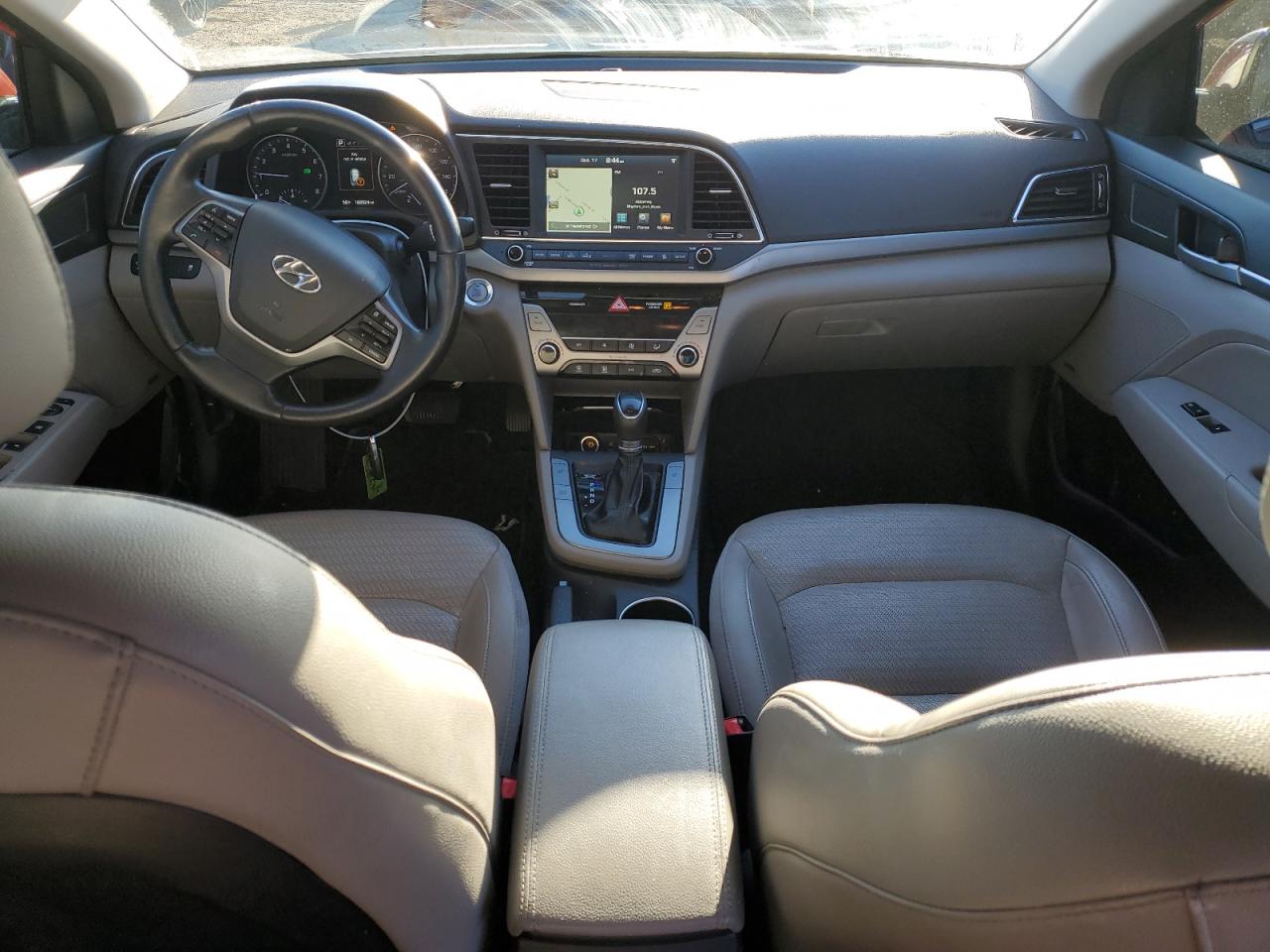 2017 Hyundai Elantra - Image 8