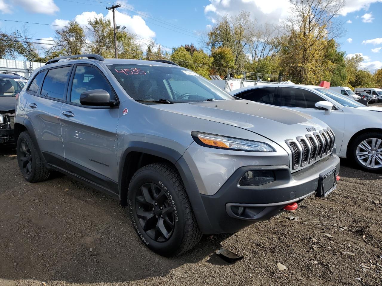 VIN 1C4PJMBS5HW633328 2017 JEEP CHEROKEE no.4