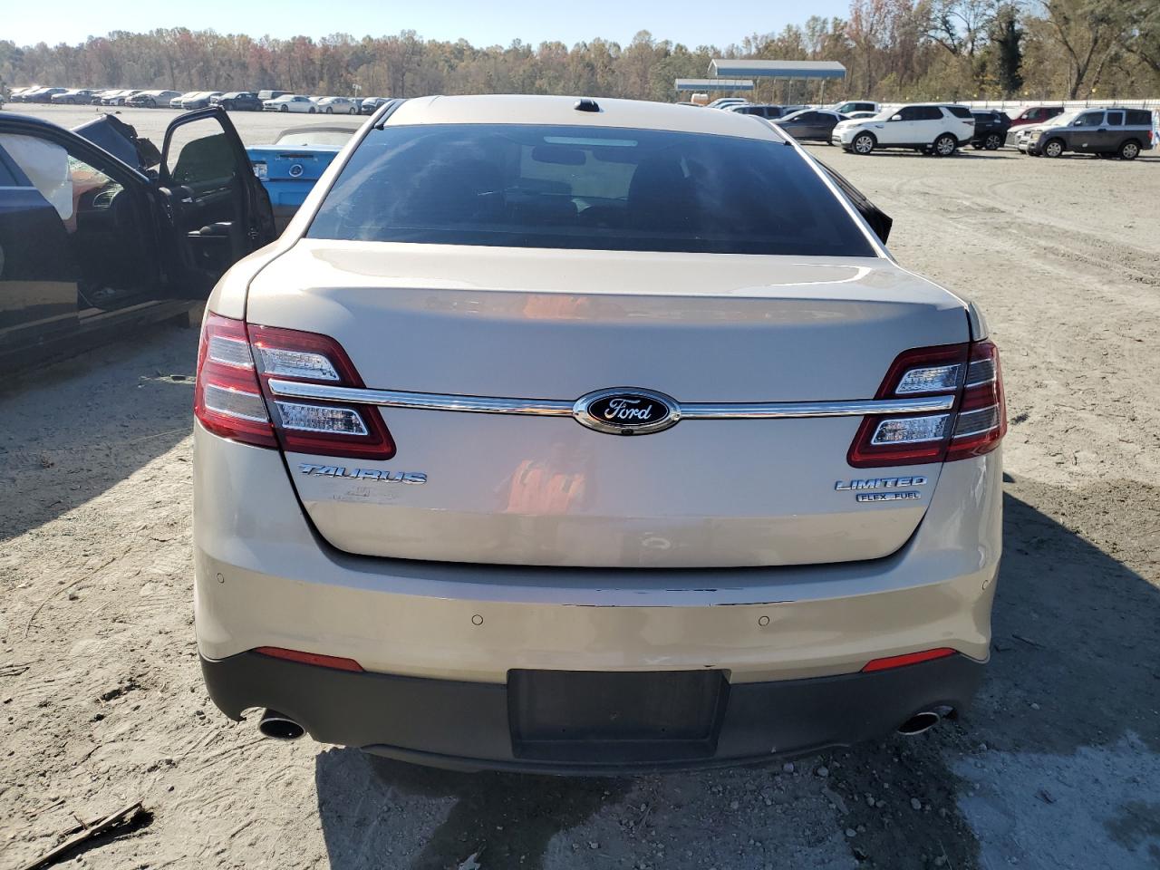 2018 Ford Taurus Limited VIN: 1FAHP2F85JG106255 Lot: 77633824