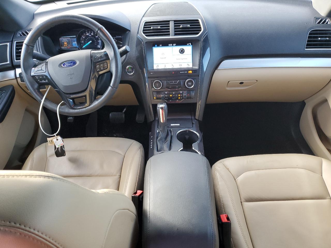 2017 Ford Explorer - Image 8