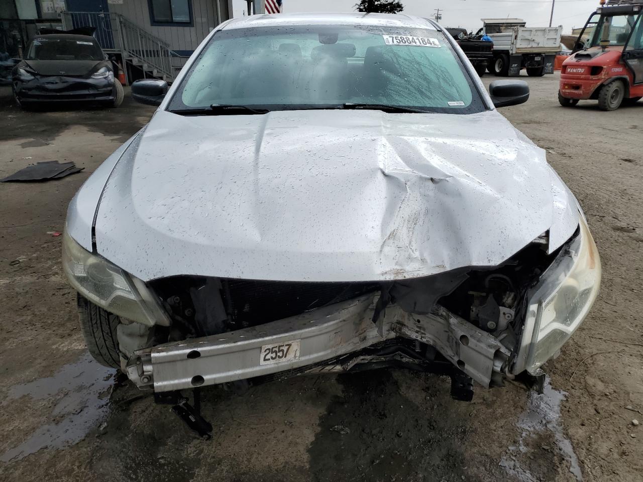 2012 Ford Taurus - Image 5