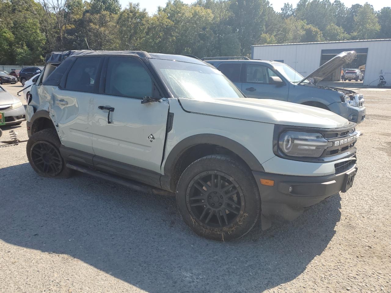 2021 Ford Bronco - Image 4