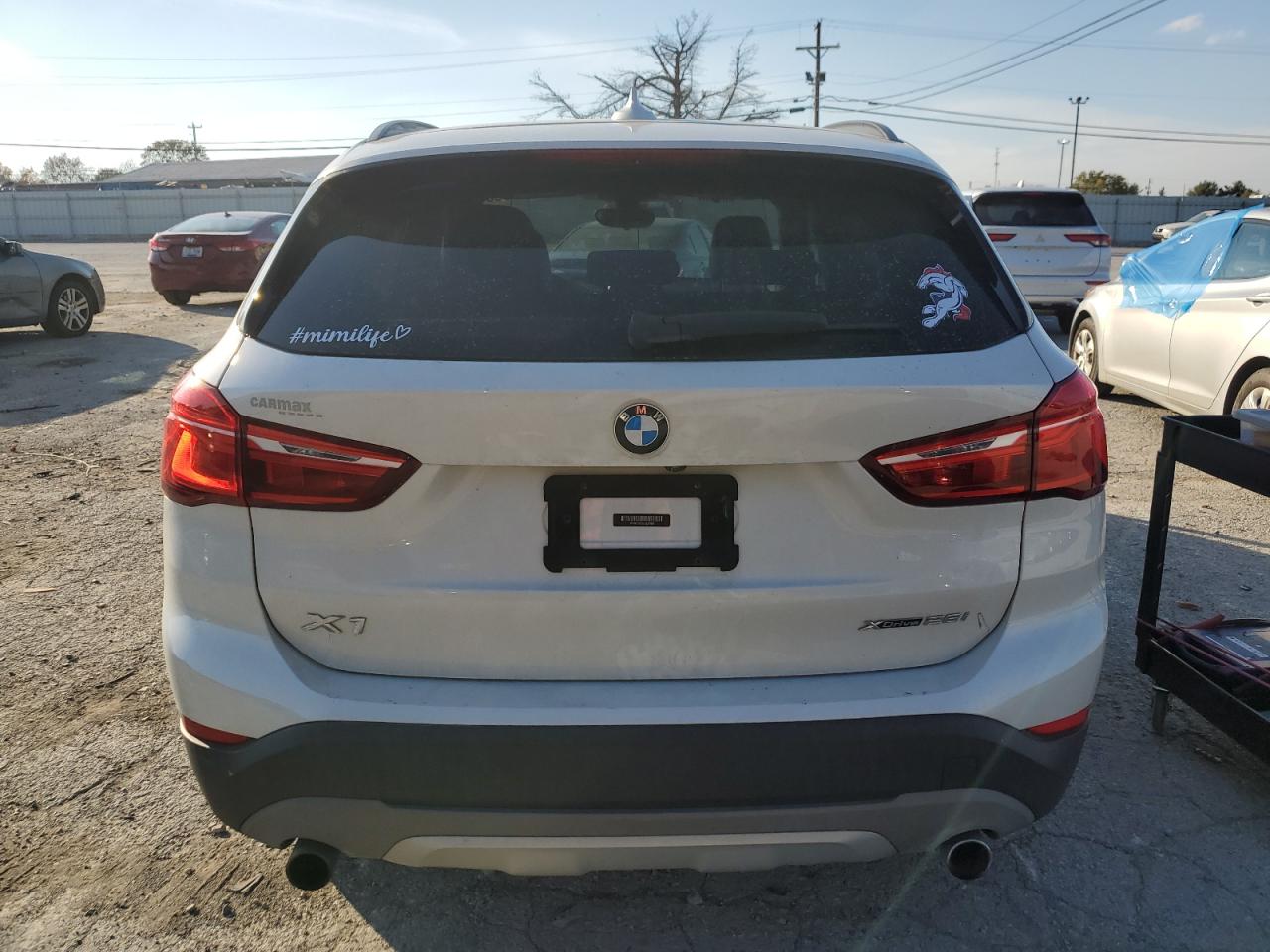 VIN WBXHT3C35J5L27082 2018 BMW X1 no.6