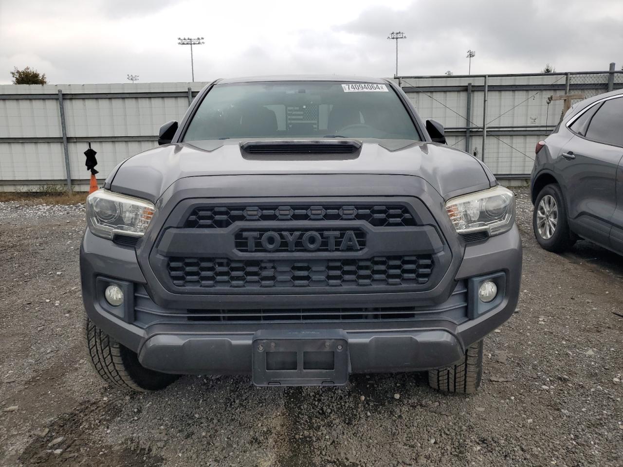 VIN 5TFDZ5BNXHX016609 2017 TOYOTA TACOMA no.5