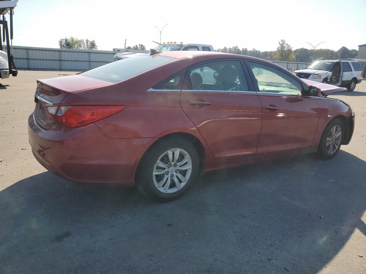2012 Hyundai Sonata - Image 3