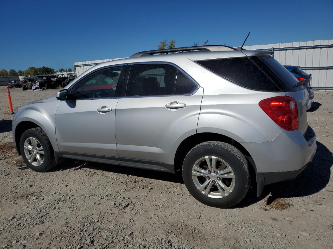 2GNALBEK2F1134465 2015 CHEVROLET EQUINOX - Image 2