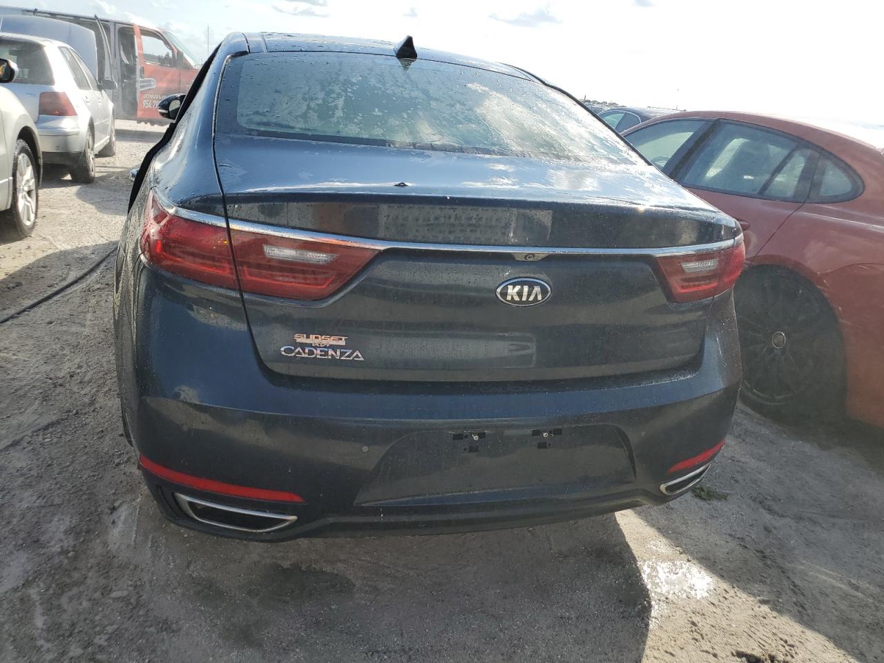 2017 Kia Cadenza Premium VIN: KNALC4J12H5068556 Lot: 78200354