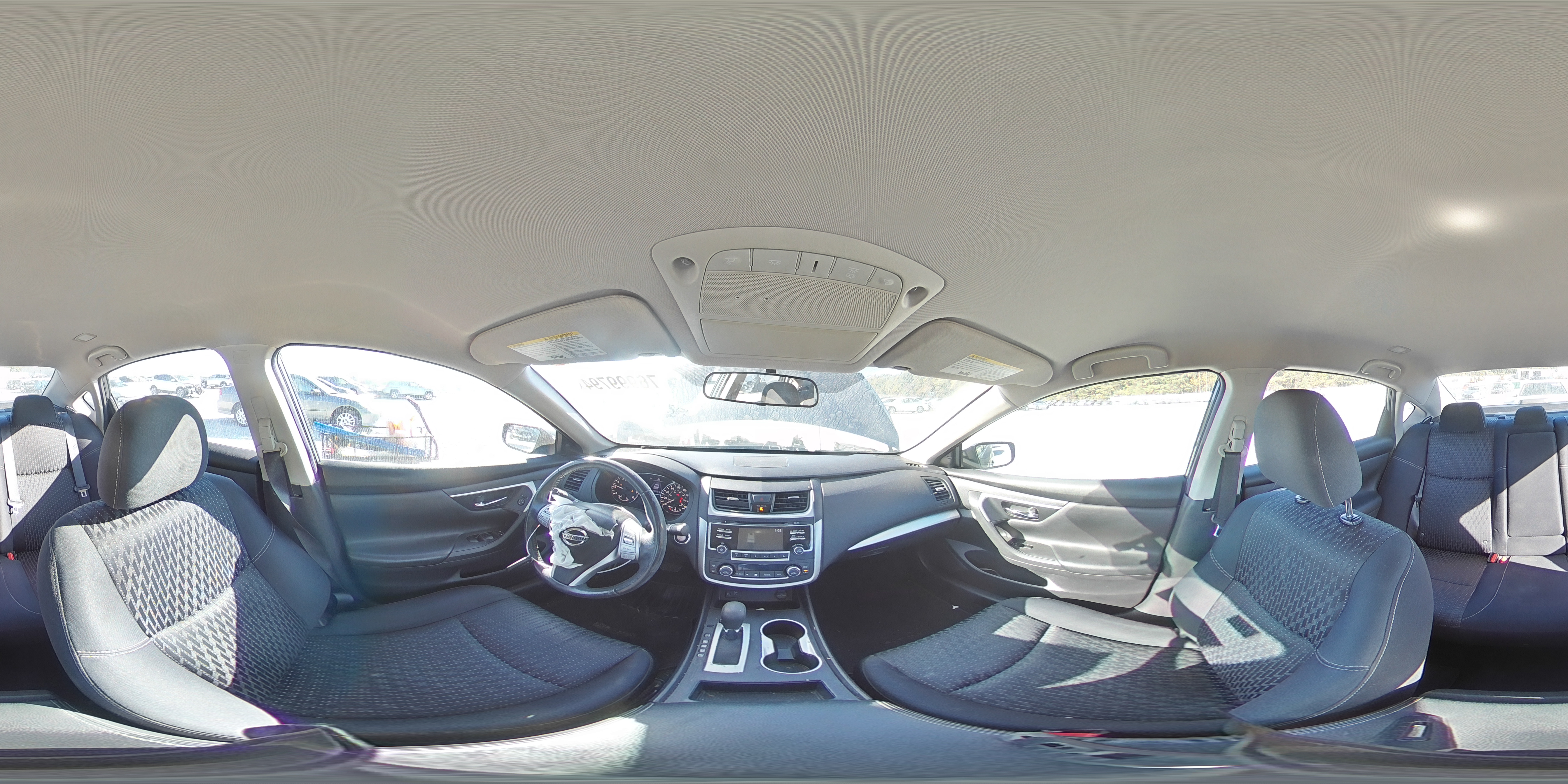 2017 Nissan Altima - Image 13