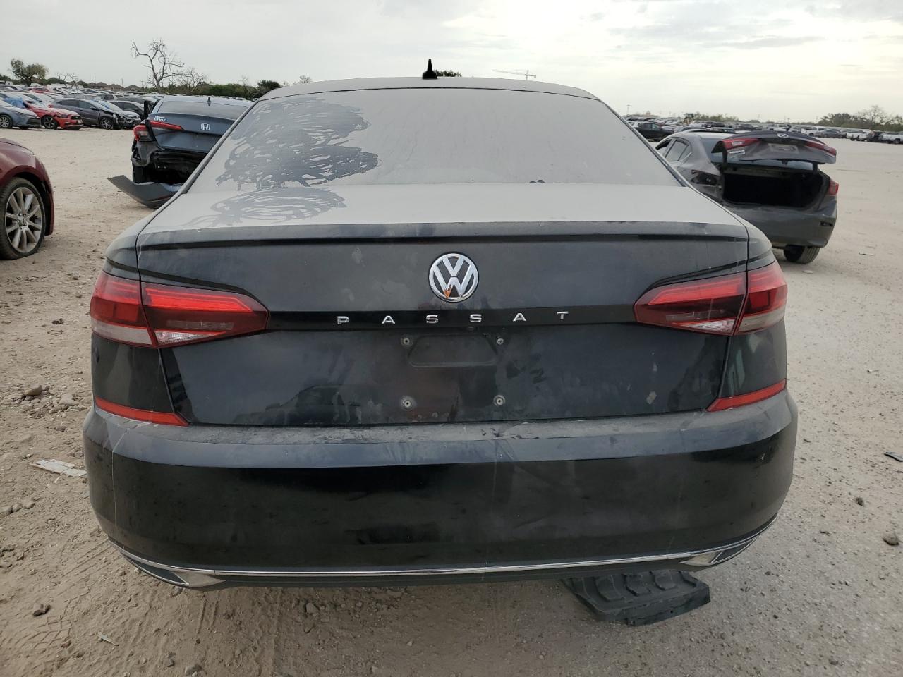 1VWSA7A31LC015372 2020 Volkswagen Passat Se