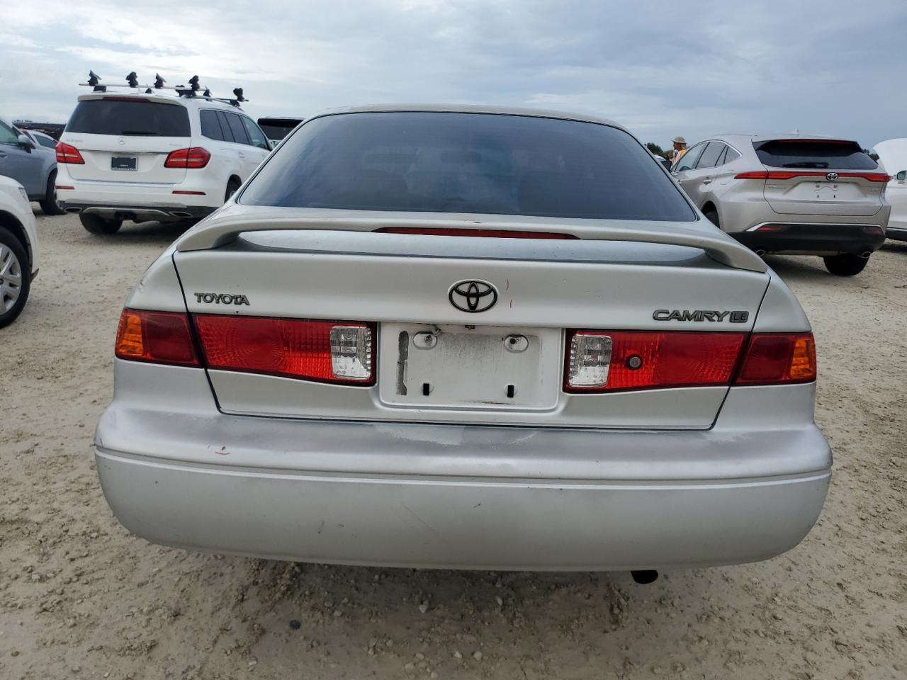 2000 Toyota Camry Le VIN: JT2BG28K4Y0383631 Lot: 74045634