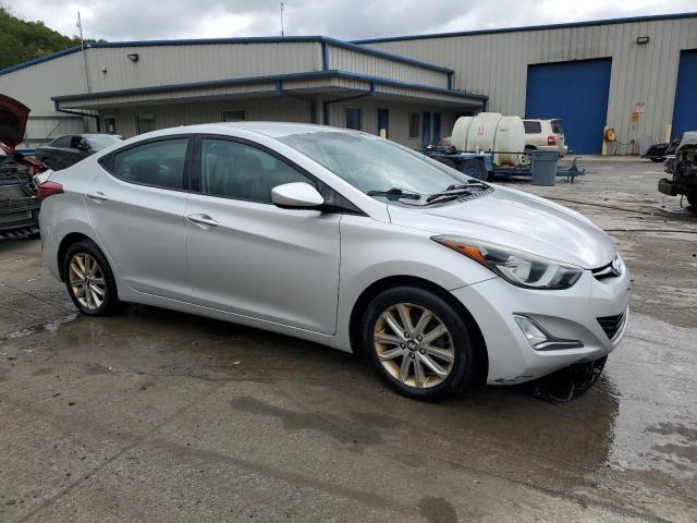  HYUNDAI ELANTRA 2015 Серебристый
