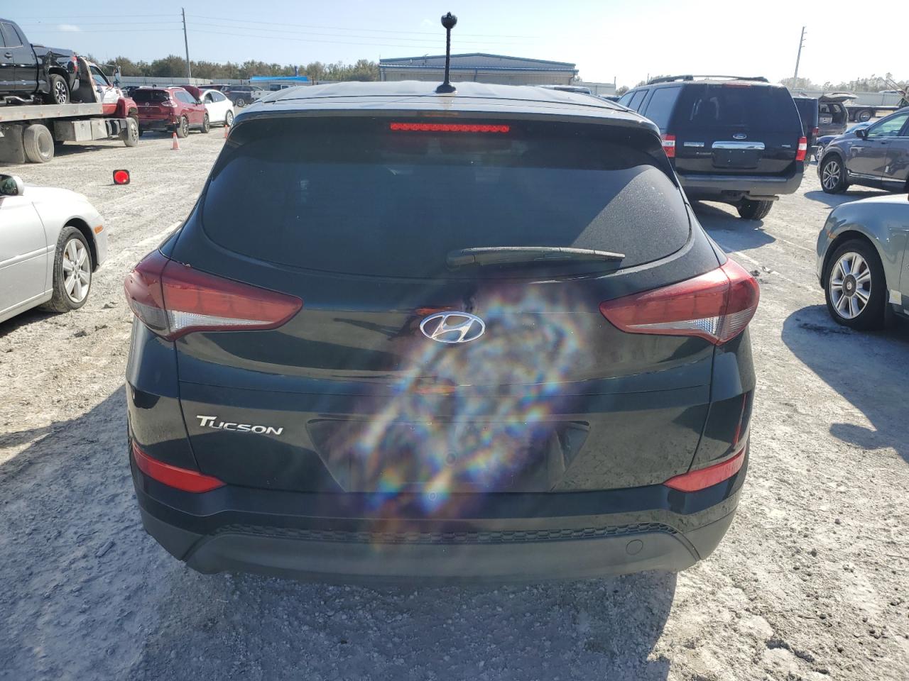 KM8J23A46HU533262 2017 Hyundai Tucson Se