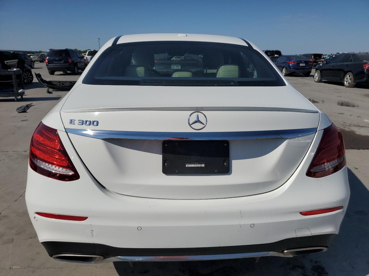 2017 Mercedes-Benz E 300 VIN: WDDZF4JB2HA130788 Lot: 76955164