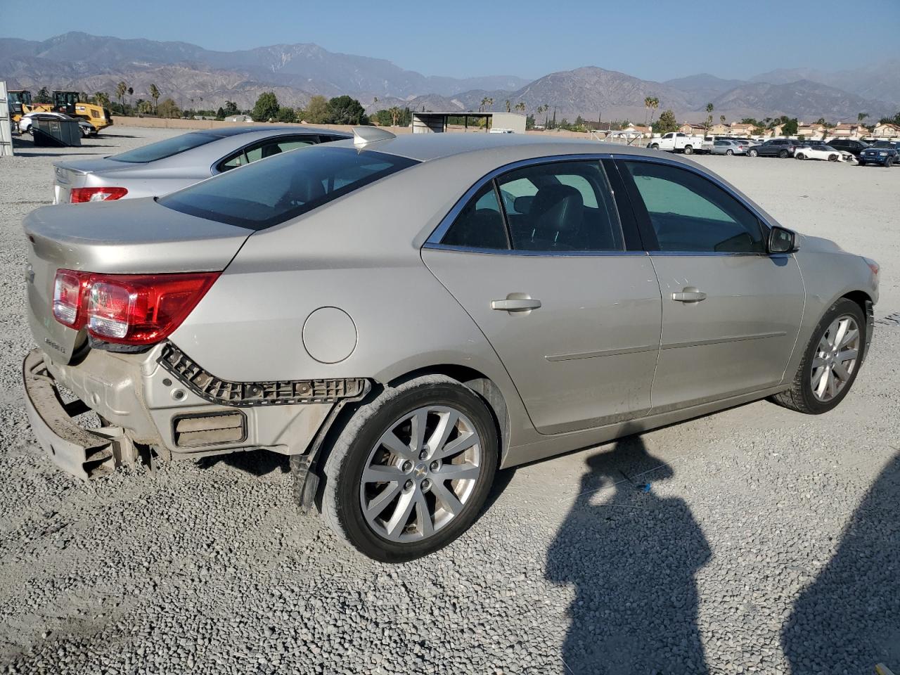 VIN 1G11D5SL5FF329675 2015 CHEVROLET MALIBU no.3