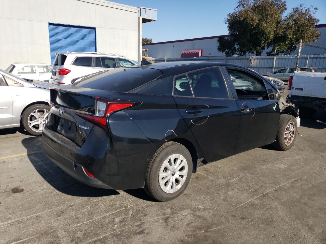 2019 Toyota Prius - Image 3