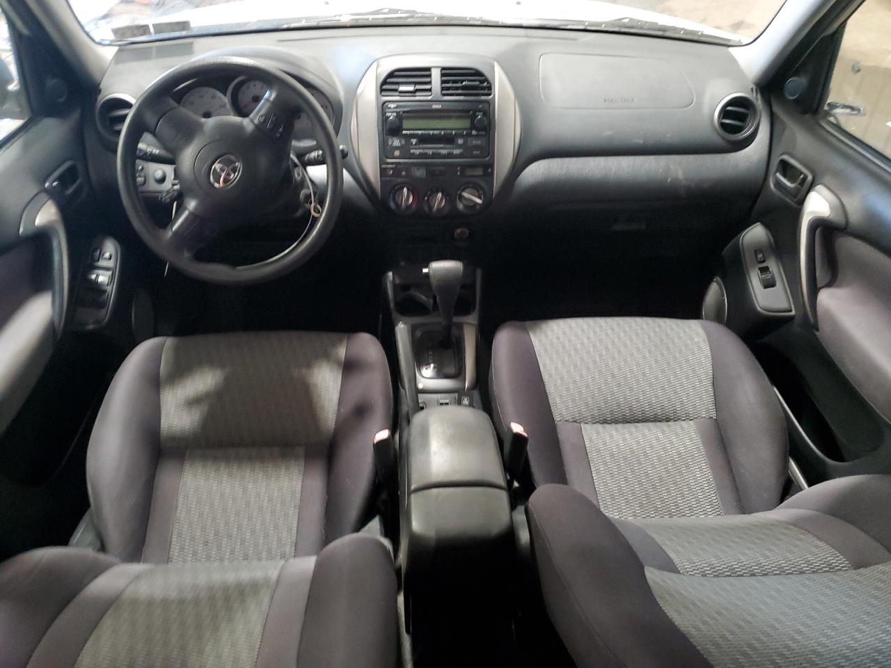 2004 Toyota RAV 4 - Image 8