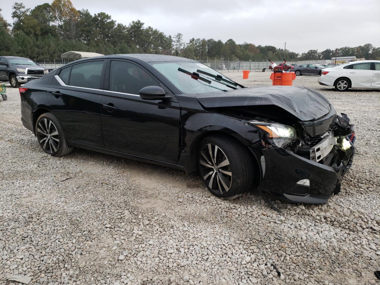 2019 Nissan Altima - Image 4