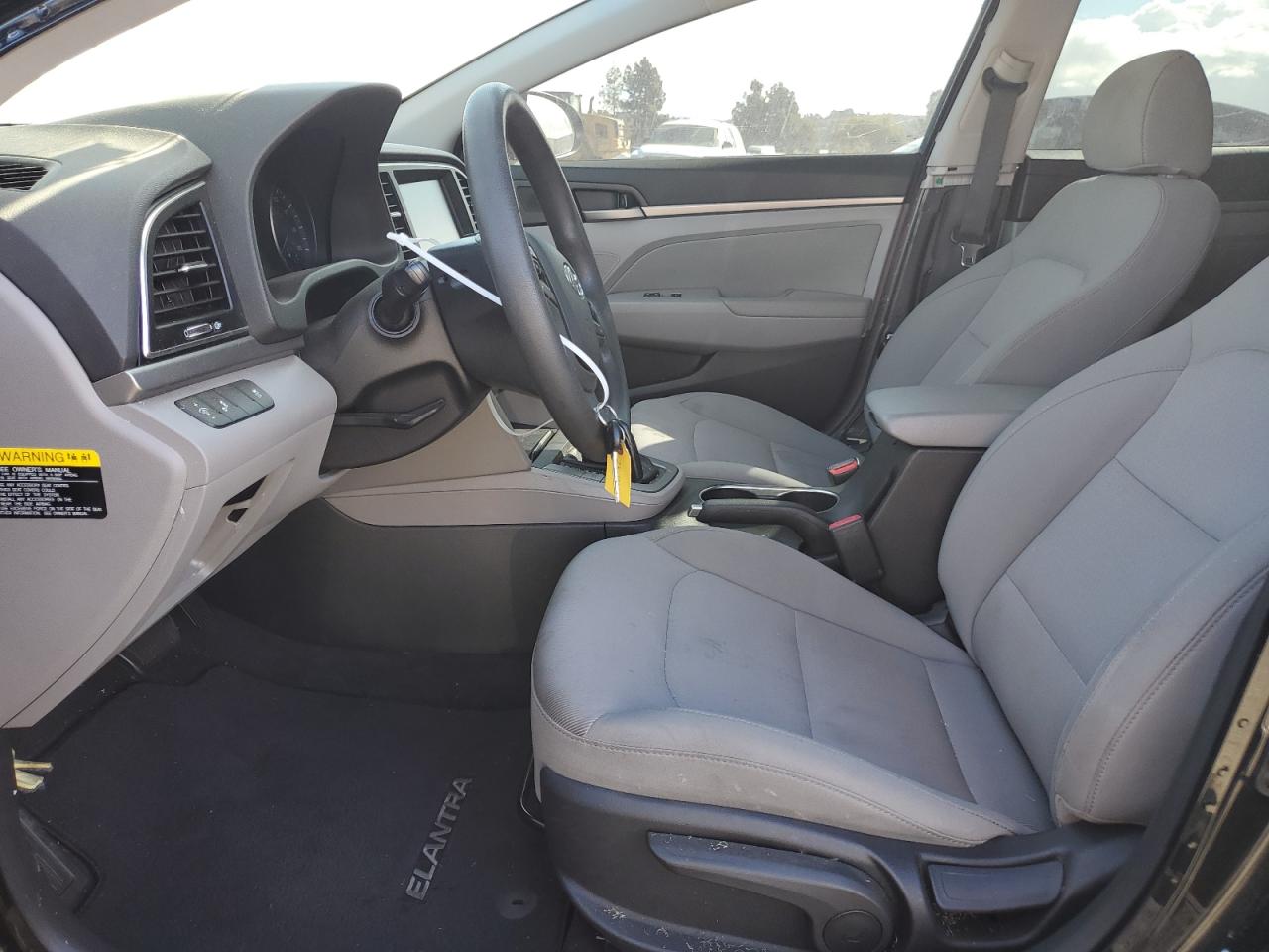 2018 Hyundai Elantra - Image 7