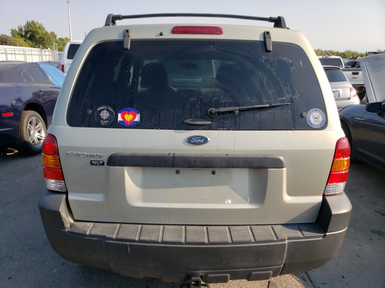 2005 Ford Escape Xlt VIN: 1FMYU93175KA32273 Lot: 75501294