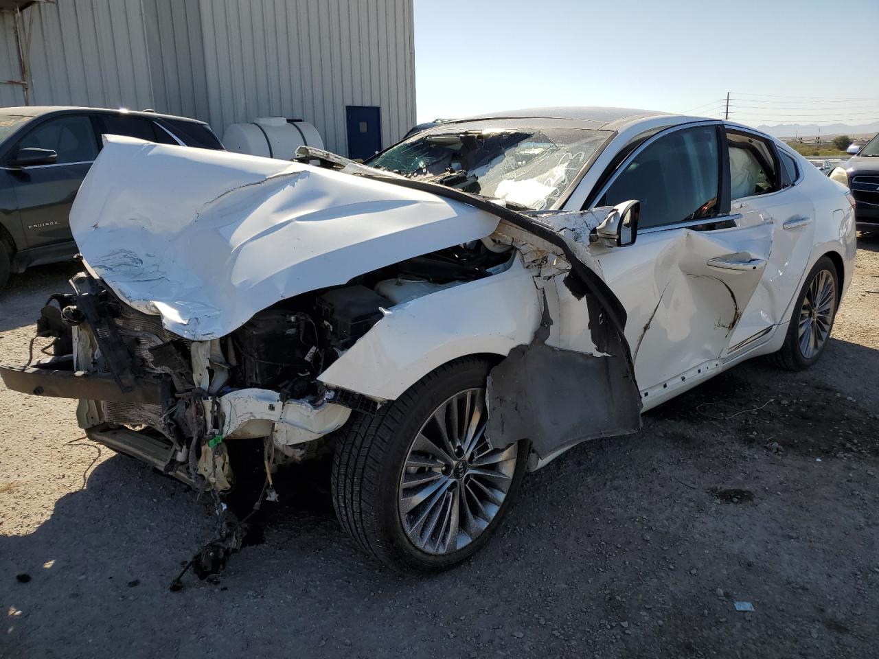 2018 Kia Cadenza - Image 1