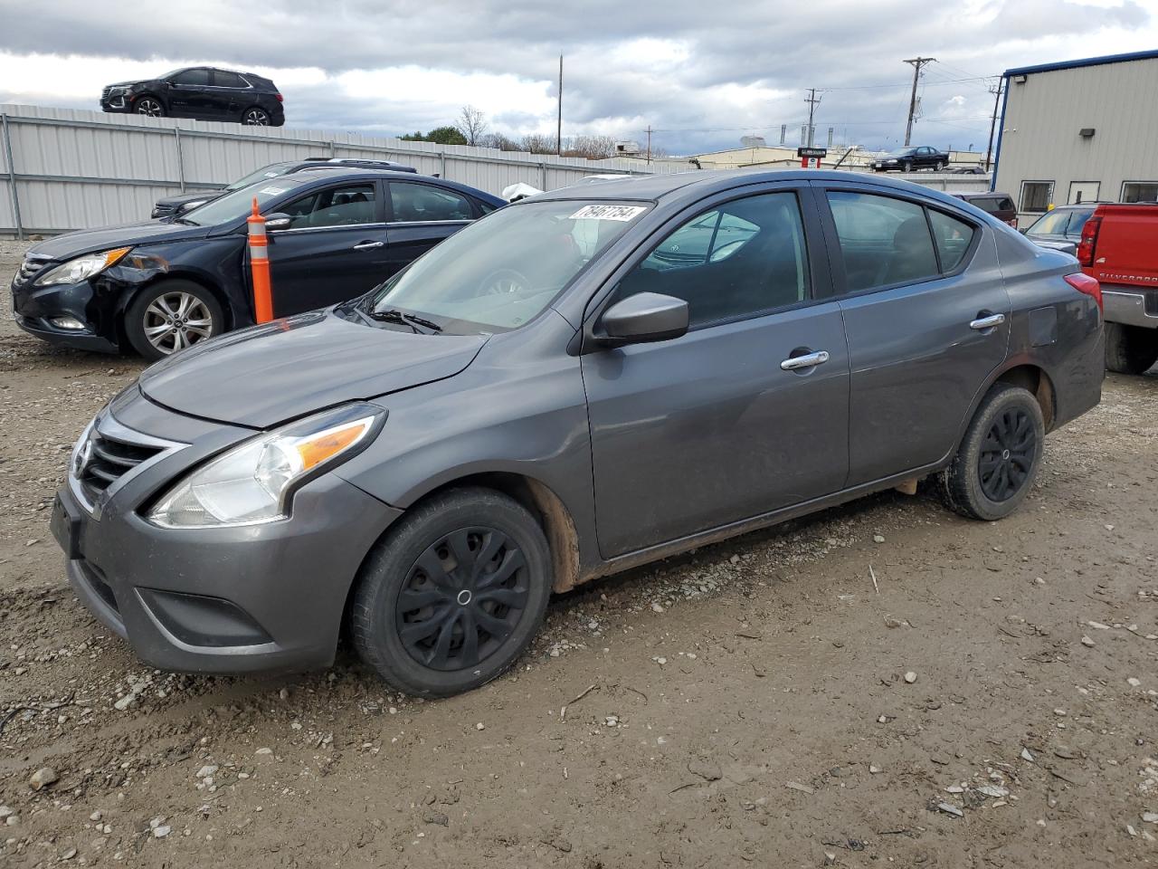 VIN 3N1CN7AP1JL813776 2018 NISSAN VERSA no.1