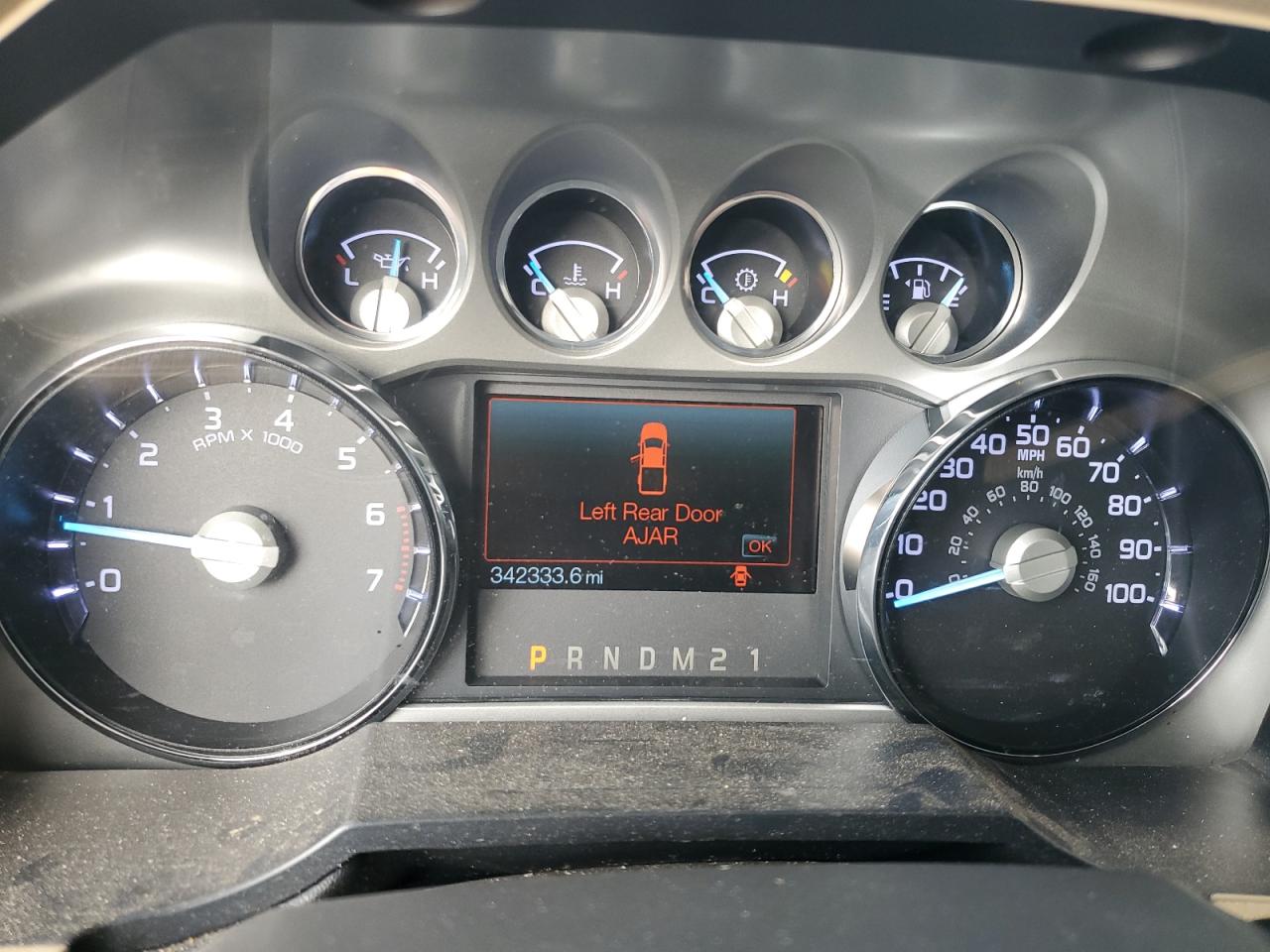 2015 Ford F250 - Image 9