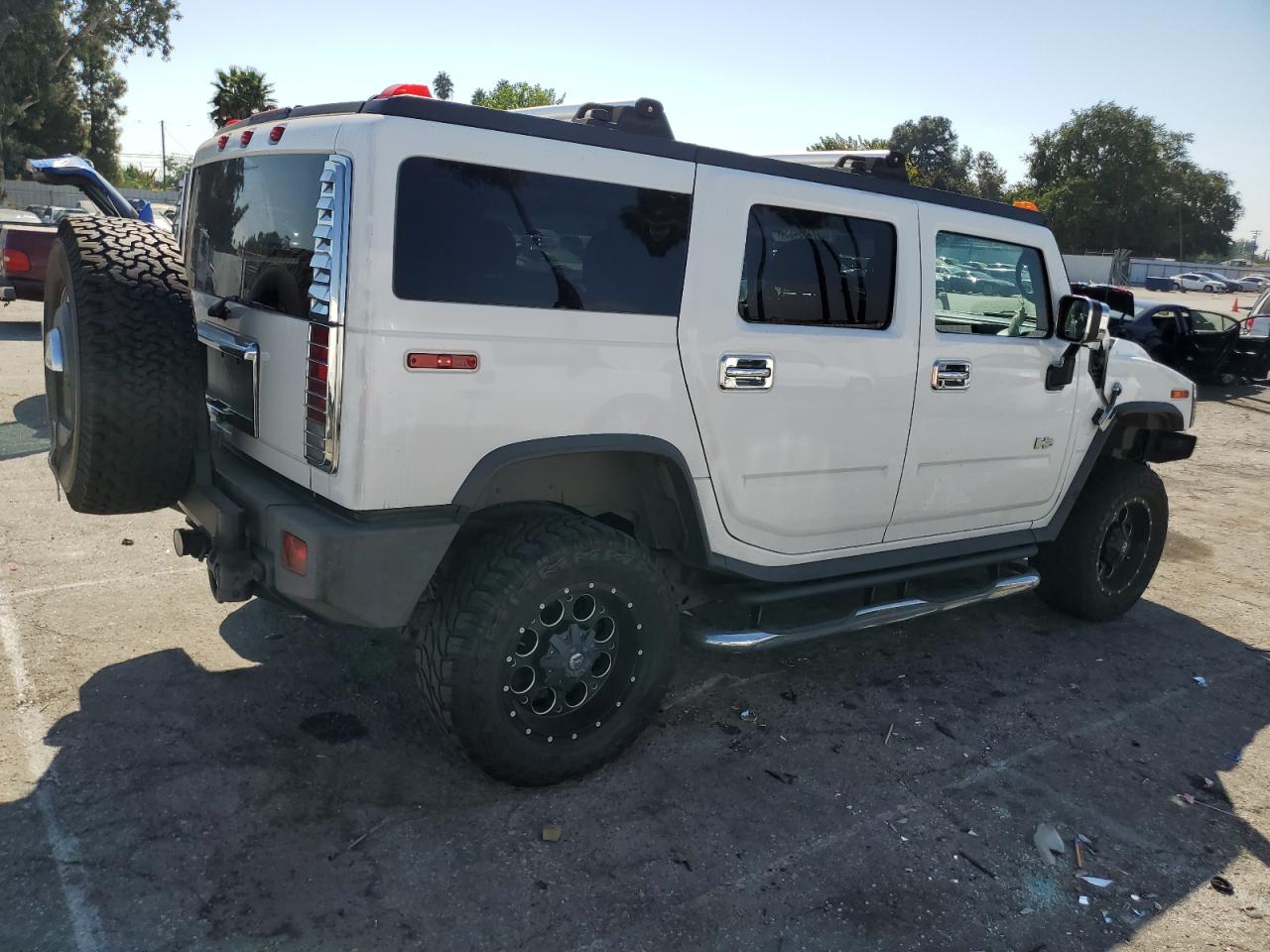 2005 Hummer H2 - Image 3