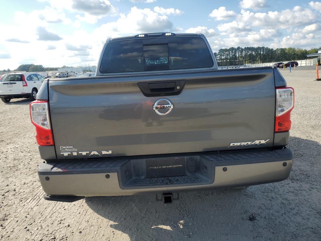 2017 Nissan Titan Sv VIN: 1N6AA1E58HN504772 Lot: 73695214