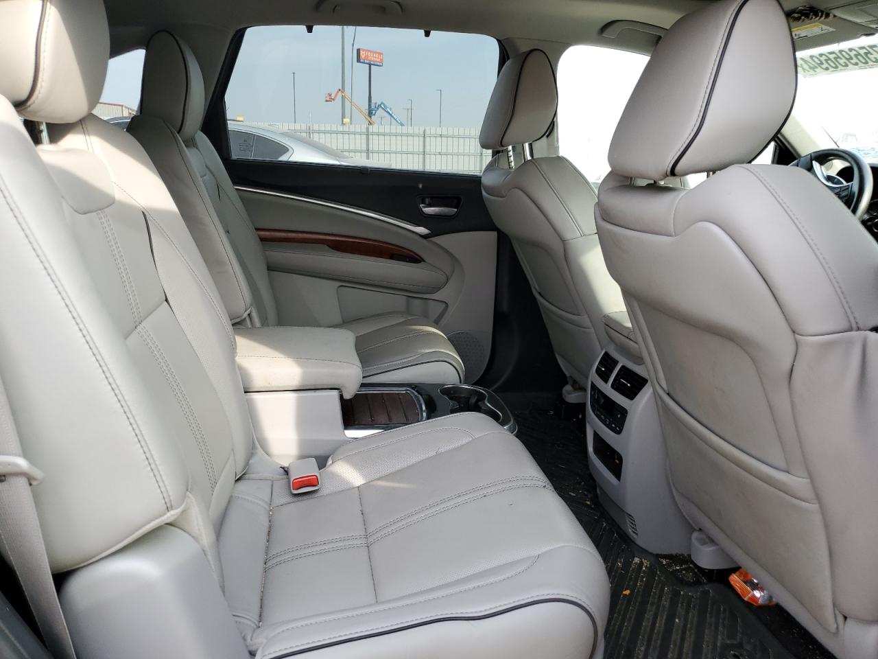 2017 Acura MDX - Image 11