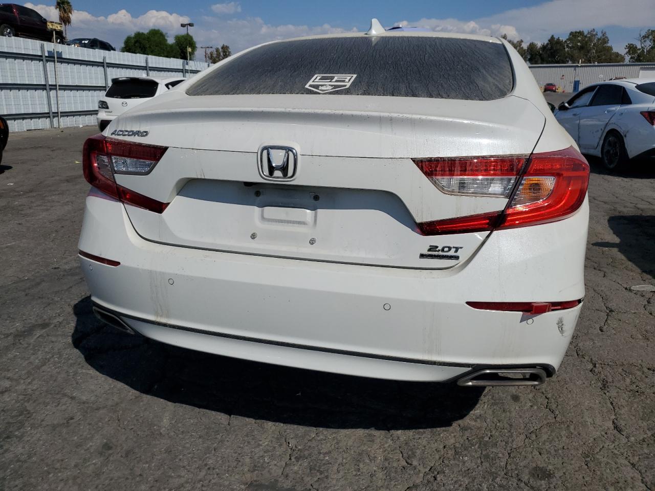 1HGCV2F95KA028634 2019 Honda Accord Touring