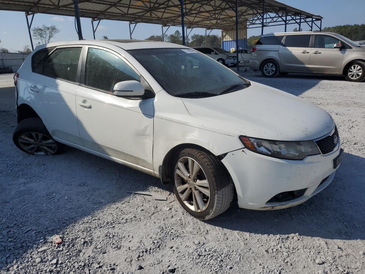 VIN KNAFW5A39D5675110 2013 KIA FORTE no.4