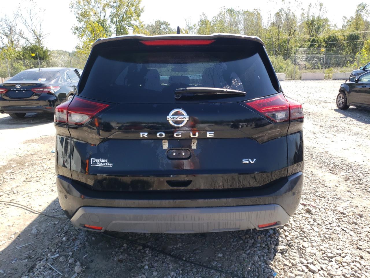 2021 Nissan Rogue - Image 6