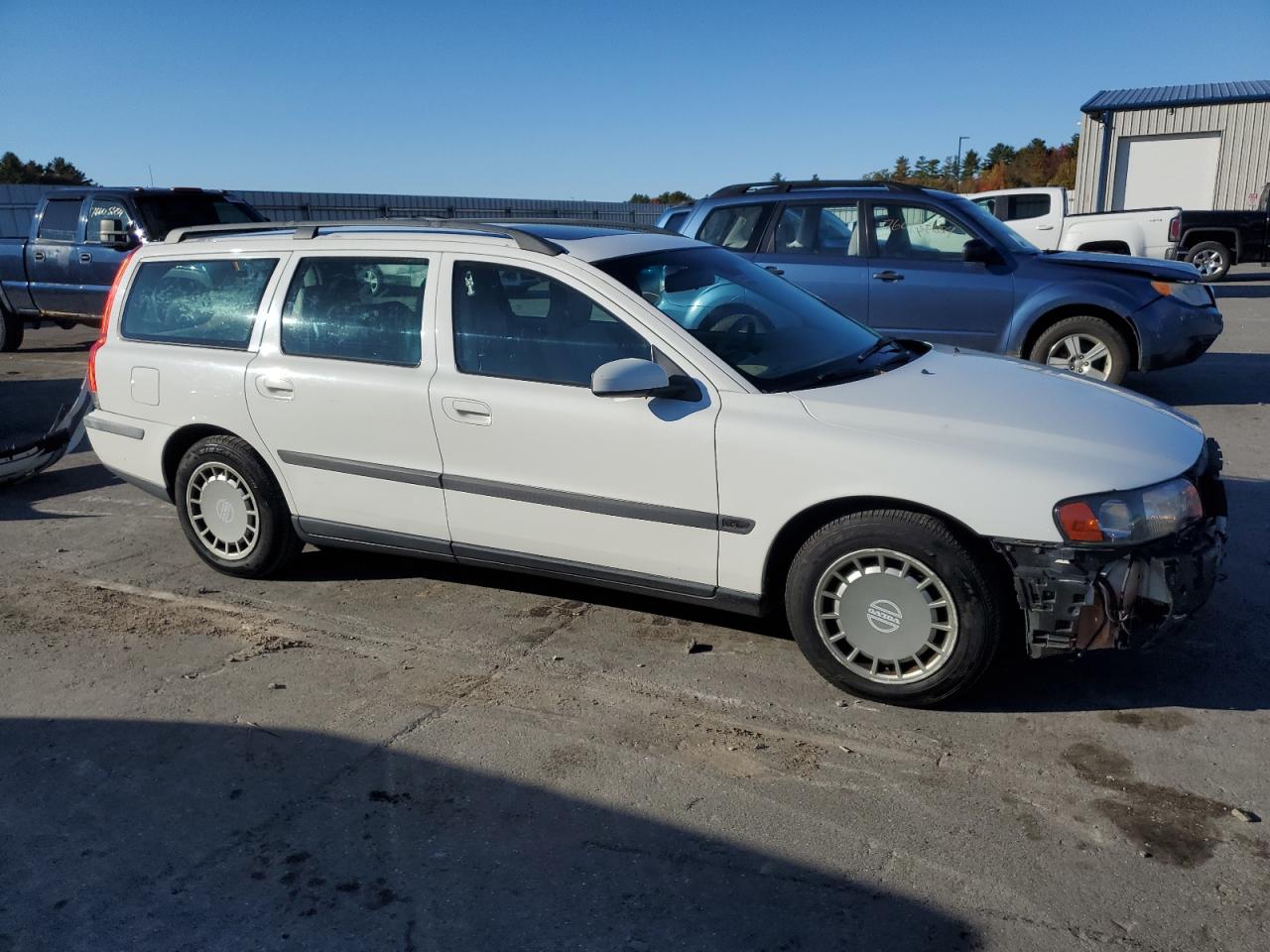 2004 Volvo V70 - Image 4