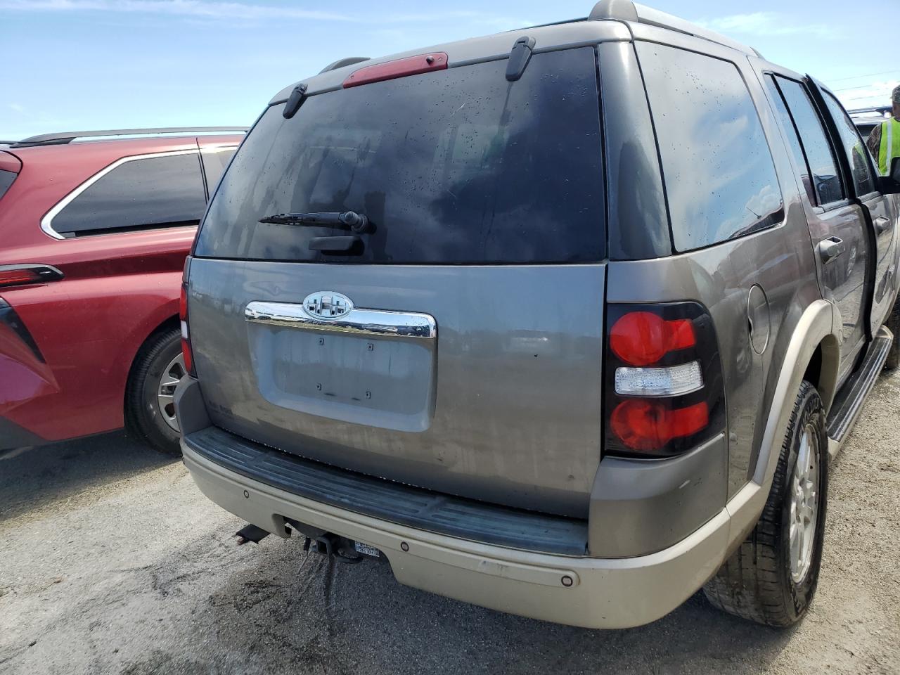 2006 Ford Explorer - Image 6
