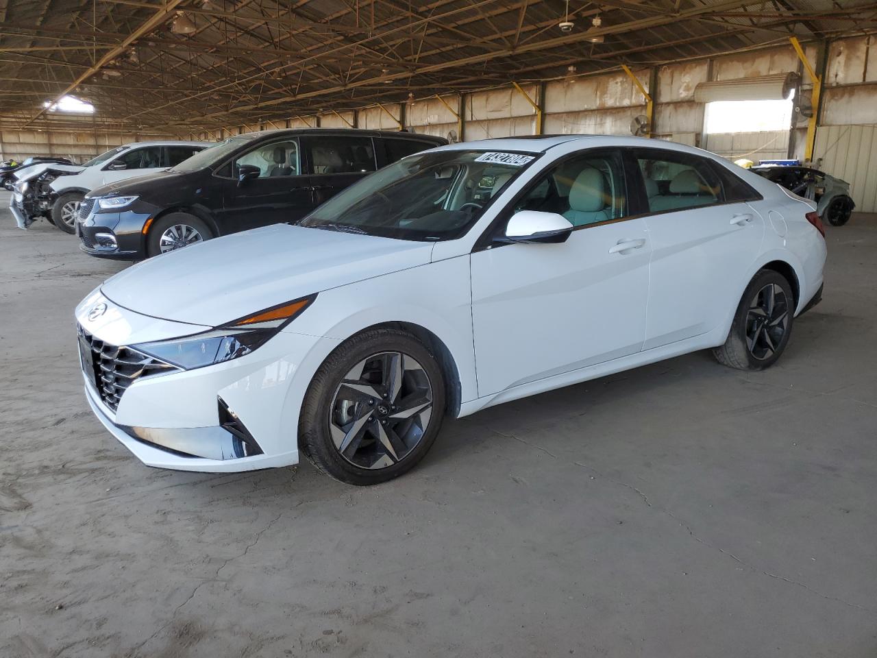 2023 Hyundai Elantra - Image 1