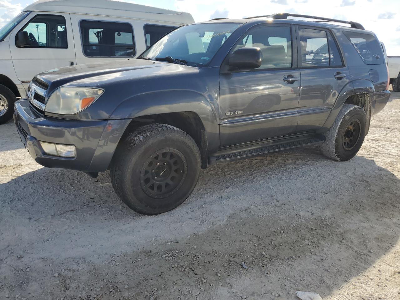 2005 Toyota 4Runner Sr5 VIN: JTEBU14RX50066232 Lot: 74890074