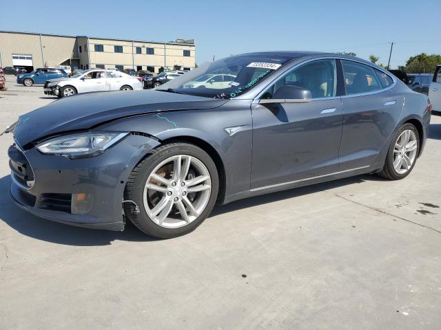 2015 Tesla Model S 