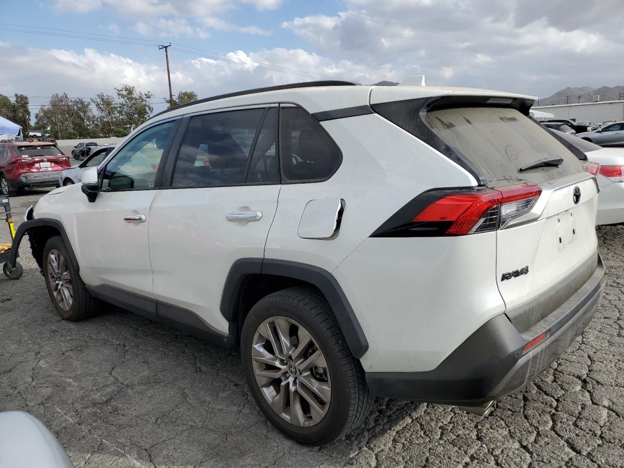 2020 Toyota RAV 4 - Image 2