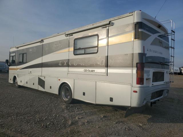 2002 FREIGHTLINER CHASSIS X LINE MOTOR HOME