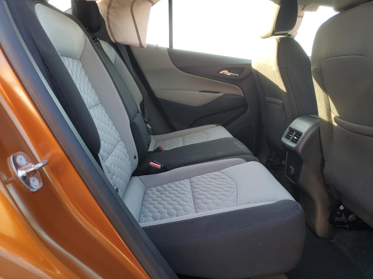 2018 Chevrolet Equinox - Image 11