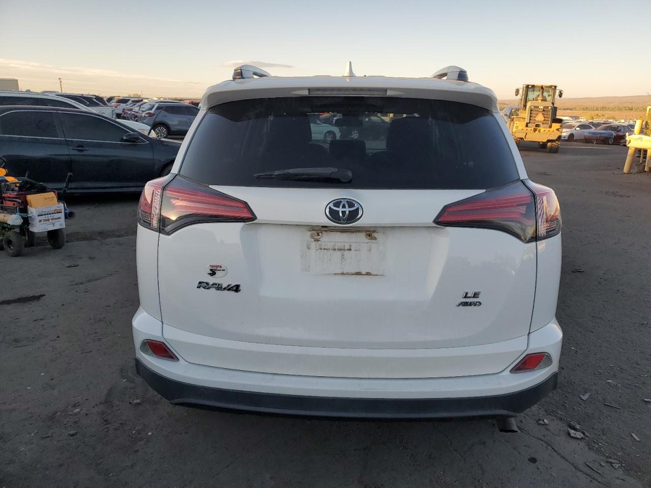 2017 Toyota Rav4 Le VIN: 2T3BFREV4HW615206 Lot: 78397184